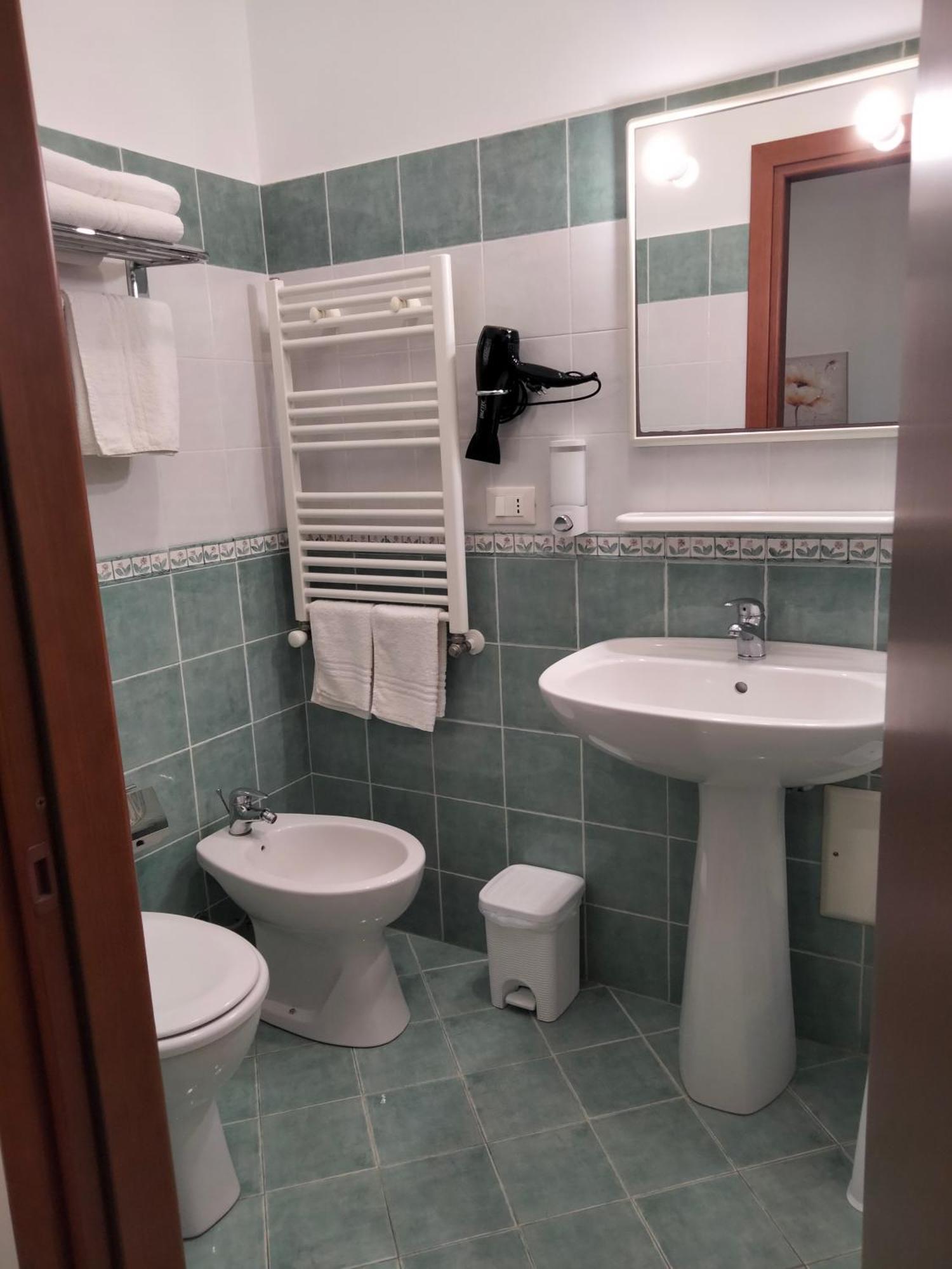 The Best Rooms & Apartments - Parcheggia Gratis Sotto Casa Ed Entra - มาซารา เดล วัลโล ห้อง รูปภาพ